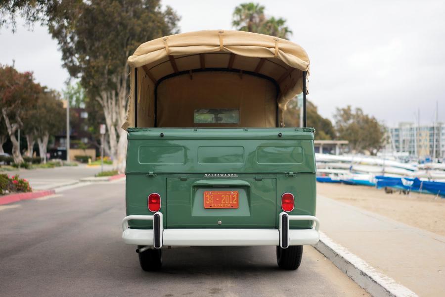  Volkswagen Typ 2 Pritschenwagen (T1) 1962 года  (фото 12 из 15)